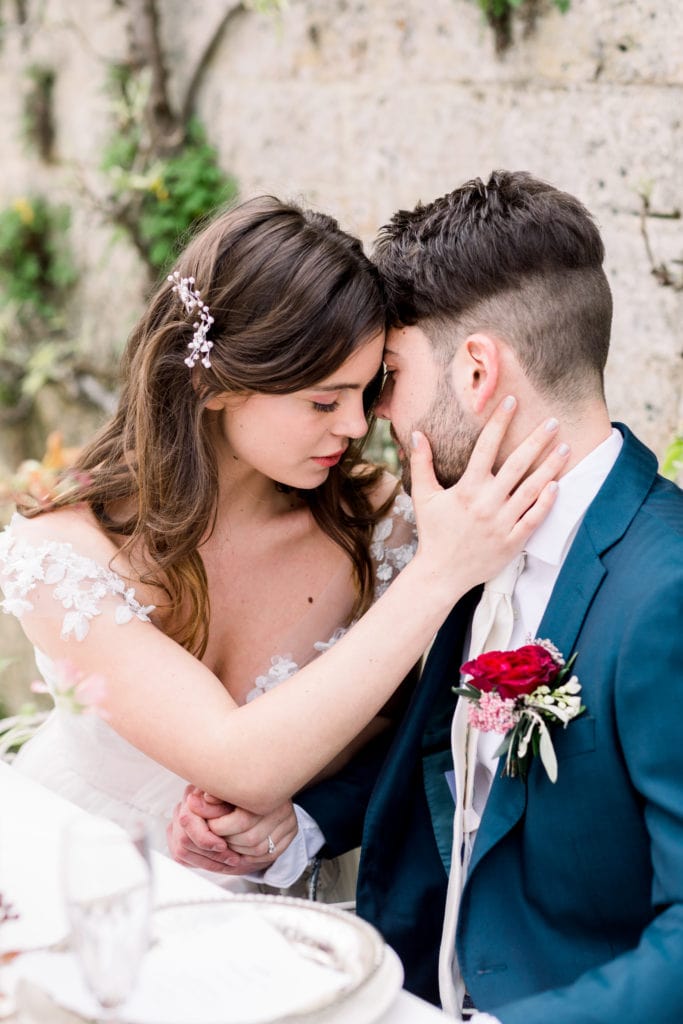 Bruidsvisagie en haarstyling voor styled shoot "AUTUMN ROMANCE" op Chateau Neercanne