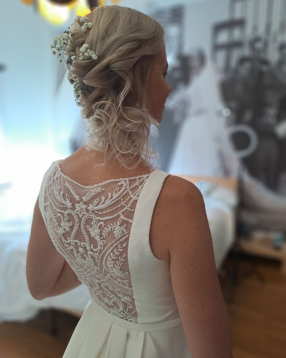 Haarstyling voor bruid
